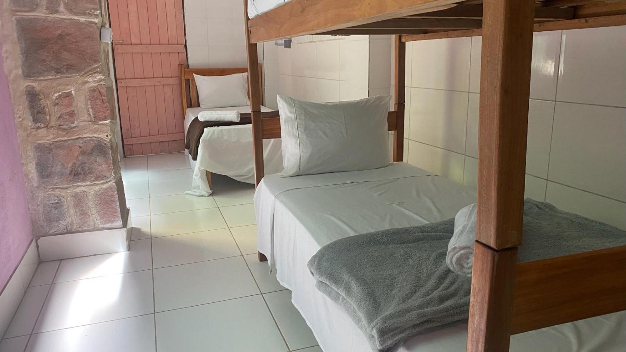 لينكويس Multiverso Hostel المظهر الخارجي الصورة